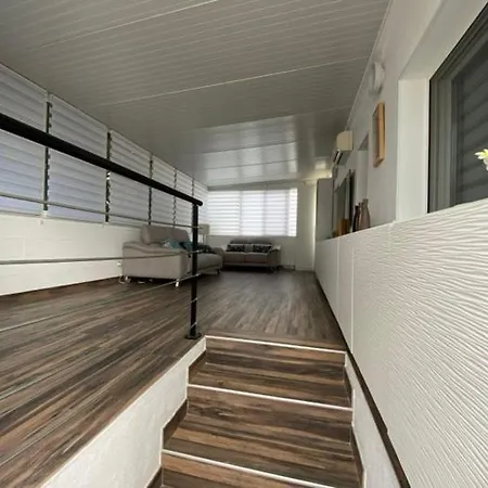 Belle Avec Piscine Villa